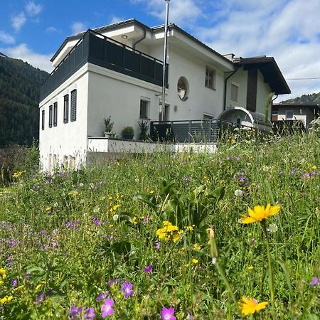 Haus Abendrot Daire Sankt Anton am Arlberg Dış mekan fotoğraf